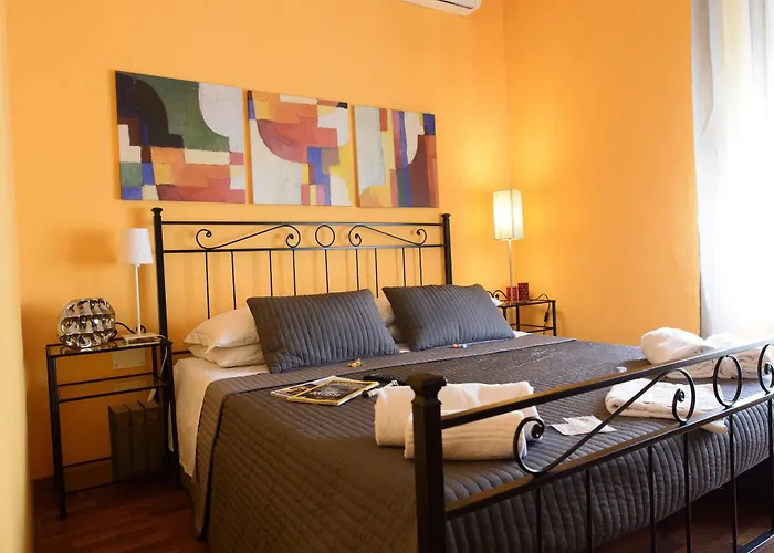 Bed & Breakfast Style House